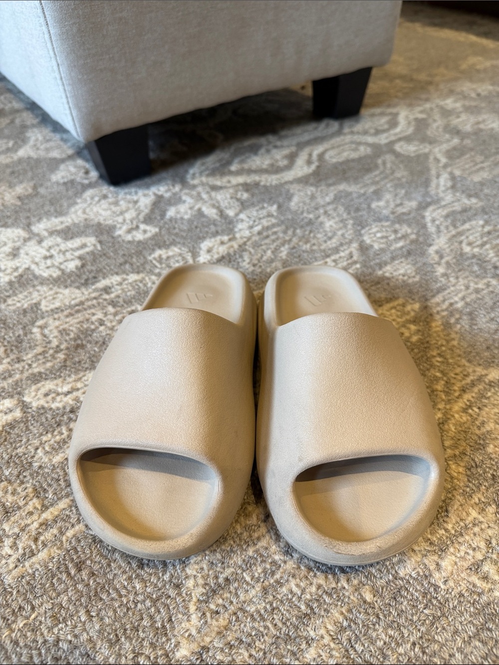 Youth Yeezy adidas slides